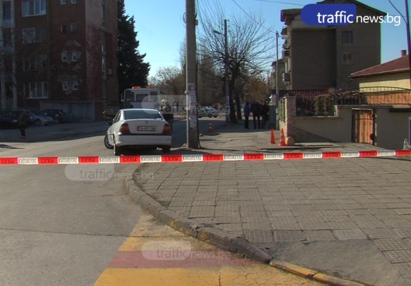 Опел блъсна пловдивчанка до  Гребната, жената е с опасност за живота